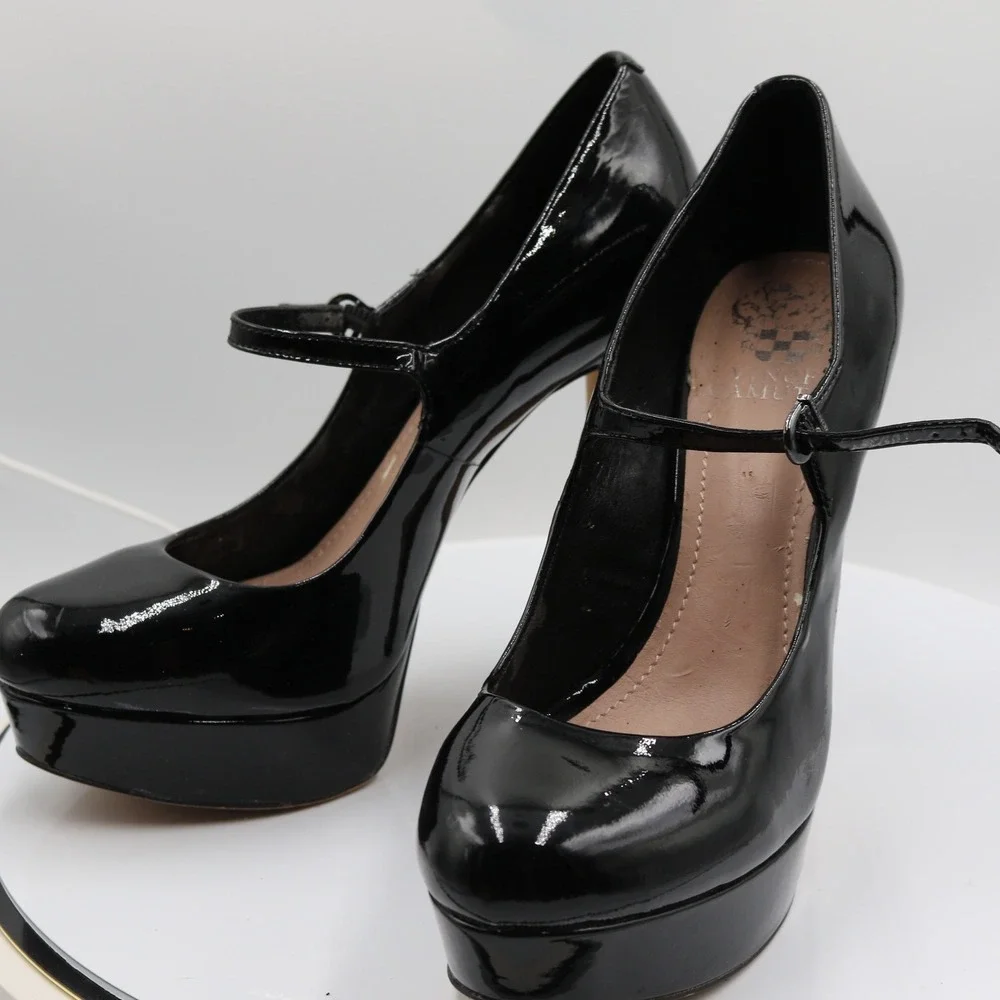 Vince Camuto size color